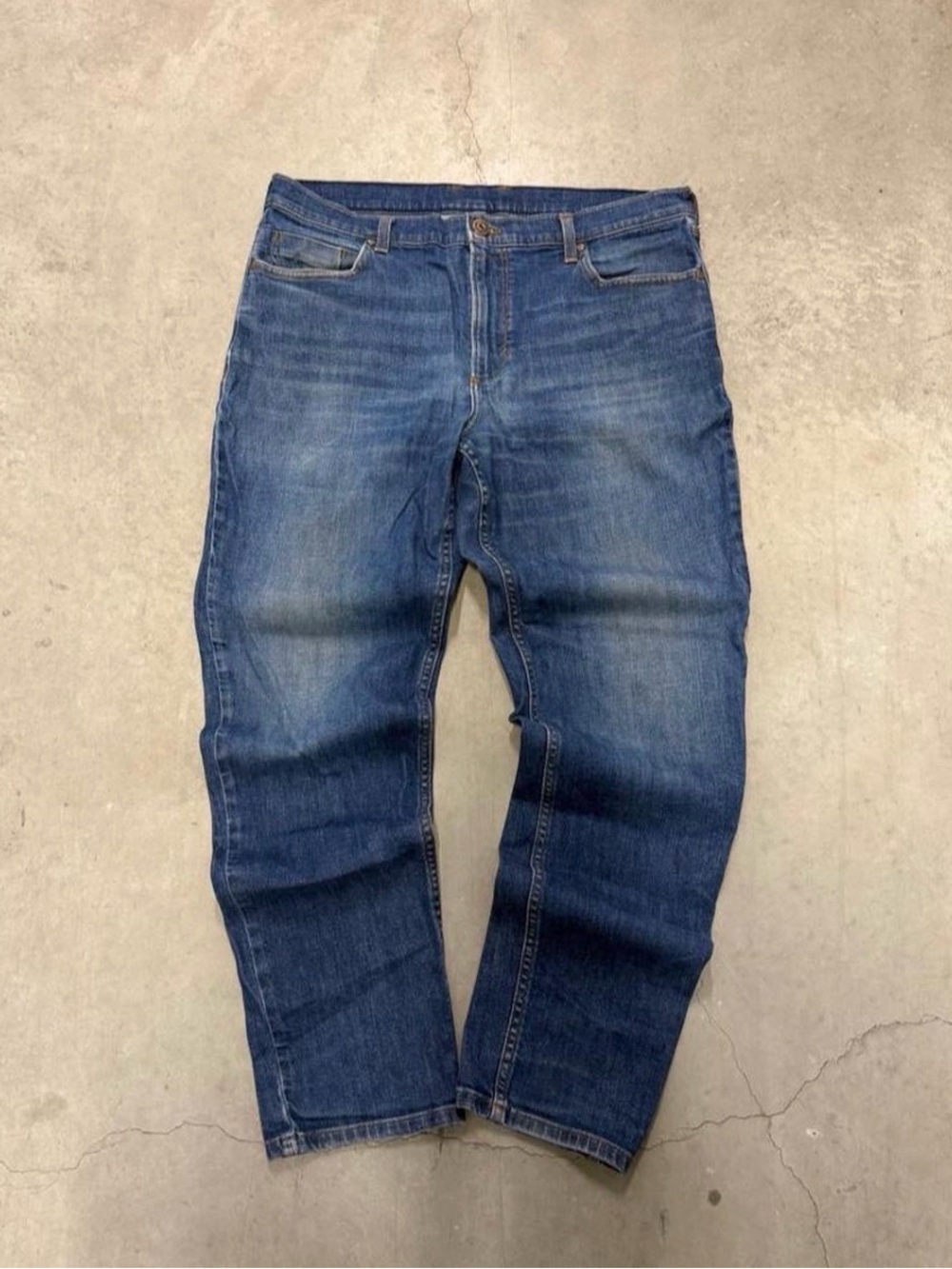L.L.Bean Faded Blue Denim Relaxed Fit Jeans 36x32